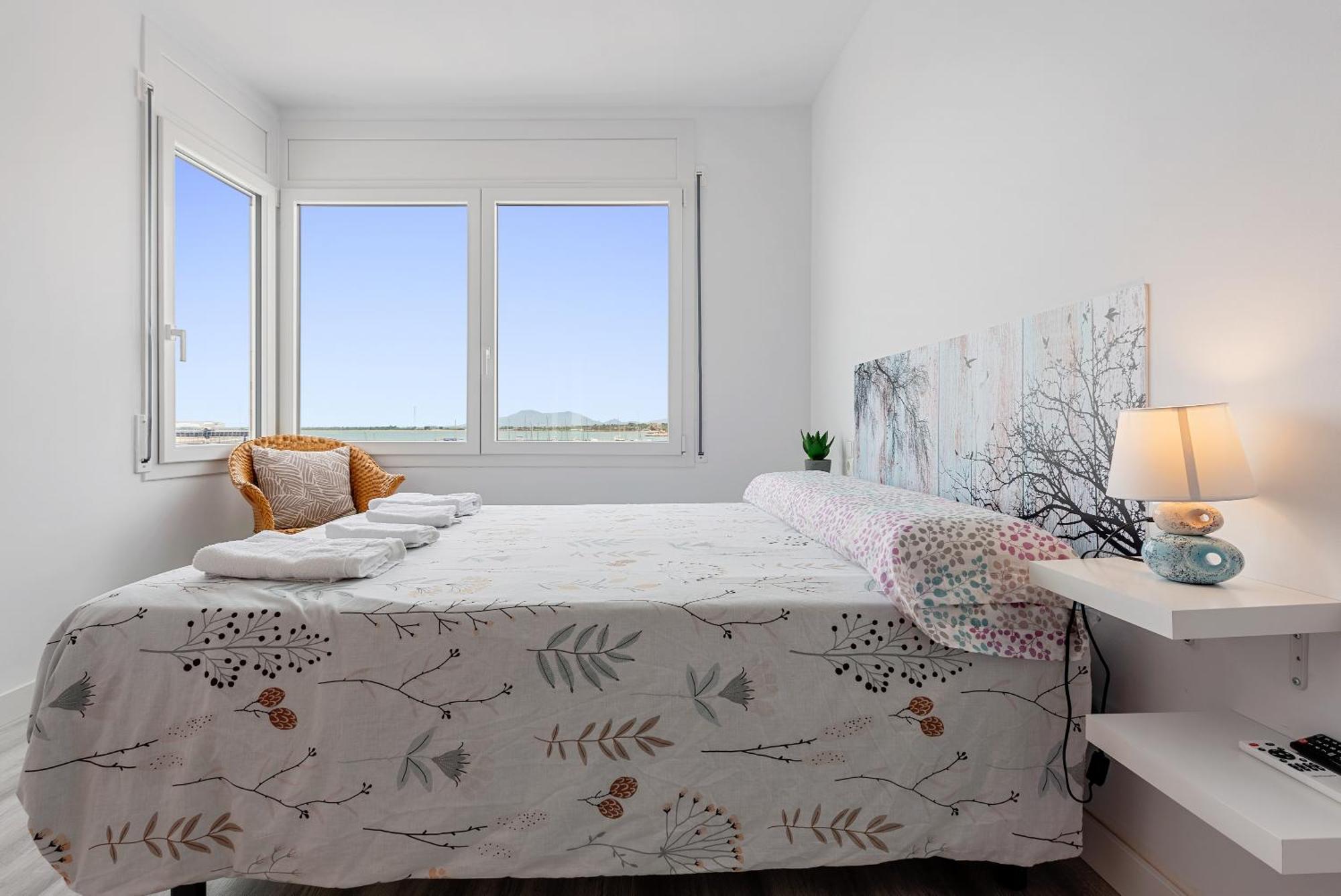 Vora Port Apartment ลัมโปยา ภายนอก รูปภาพ