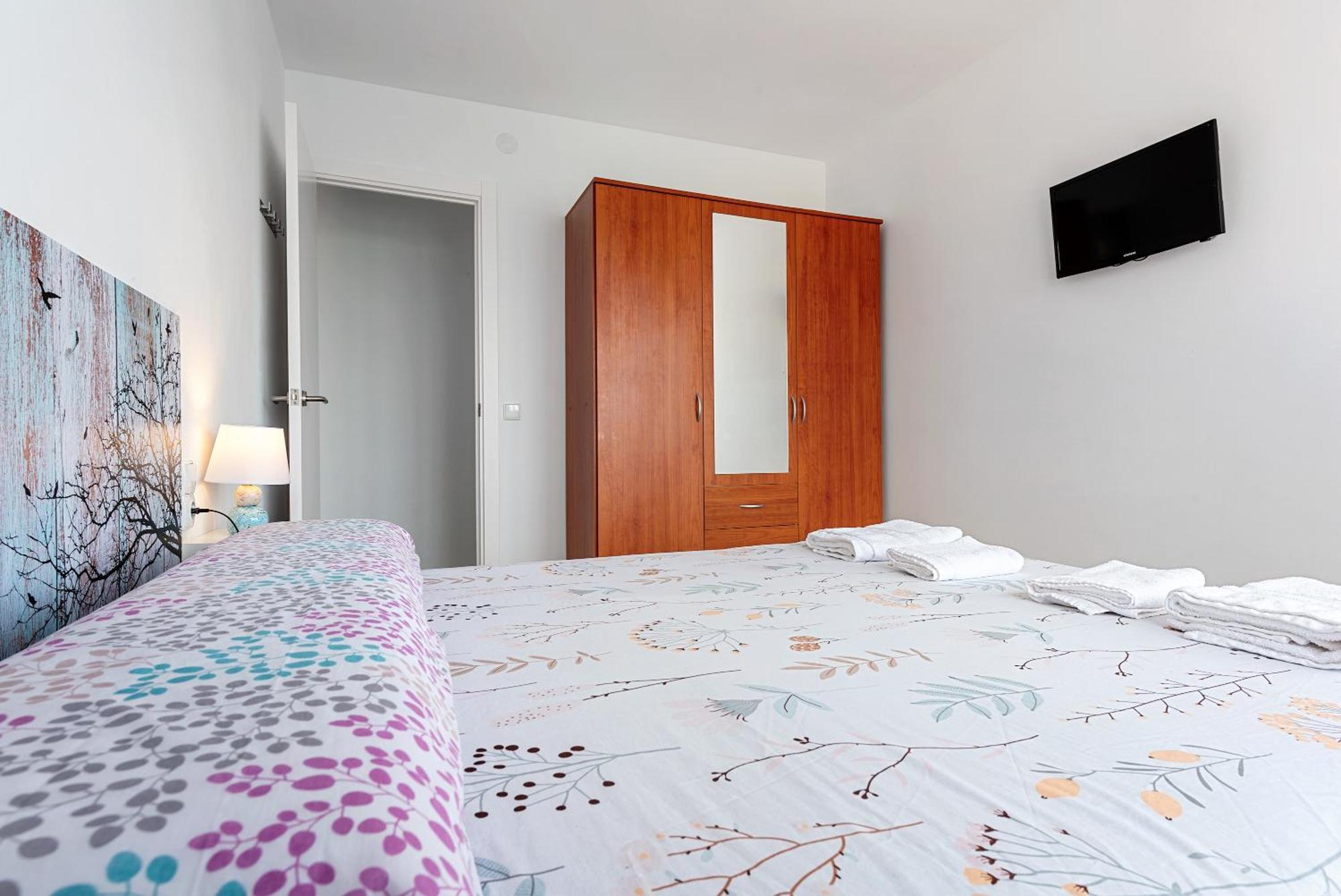 Vora Port Apartment ลัมโปยา ภายนอก รูปภาพ