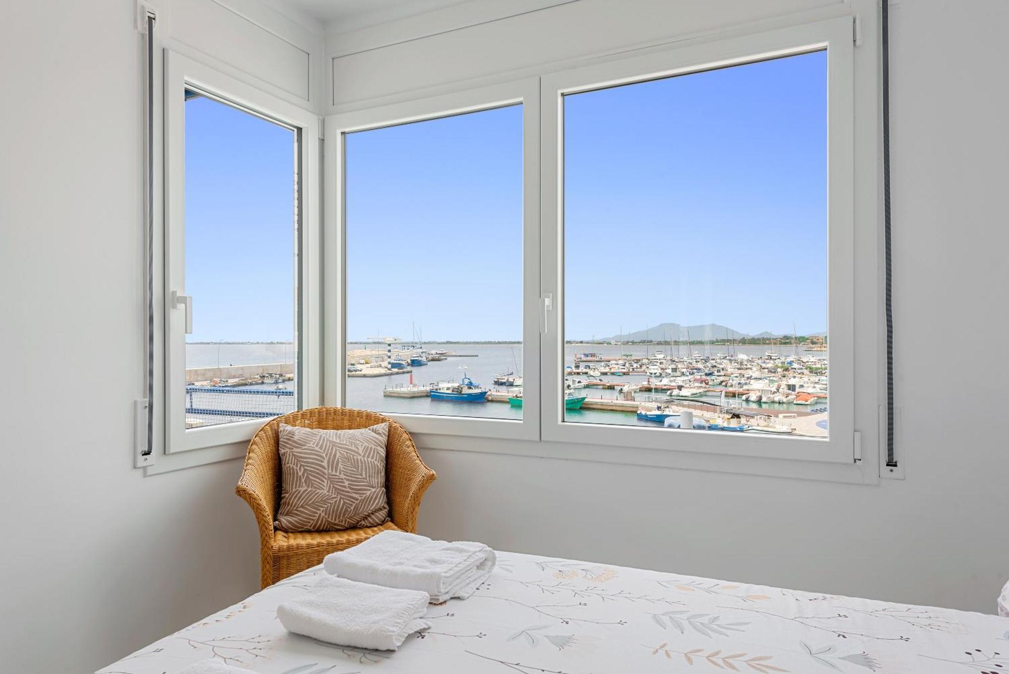 Vora Port Apartment ลัมโปยา ภายนอก รูปภาพ